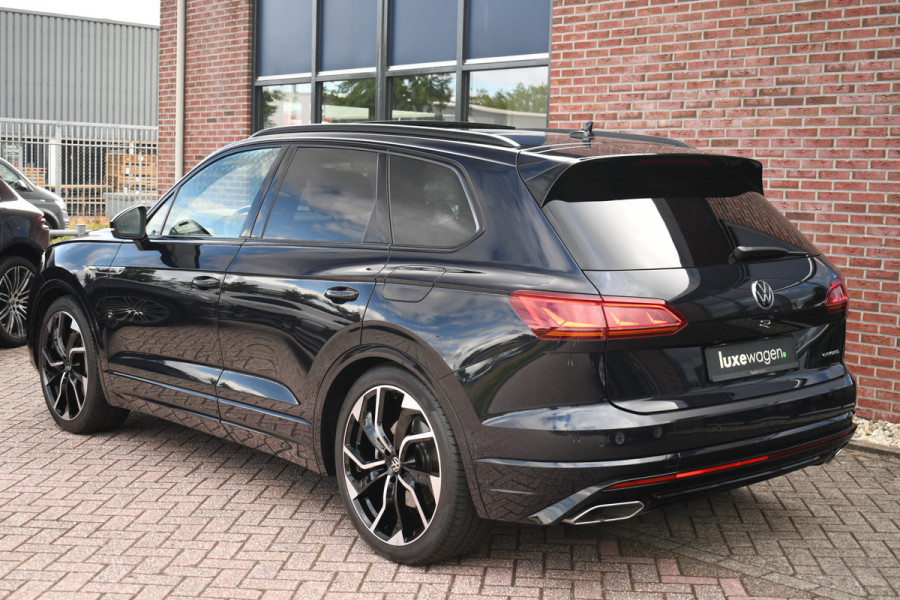 Volkswagen Touareg R 3.0 TSi eHybrid 4M Pano Trekh ACC Luchtvering 22inch