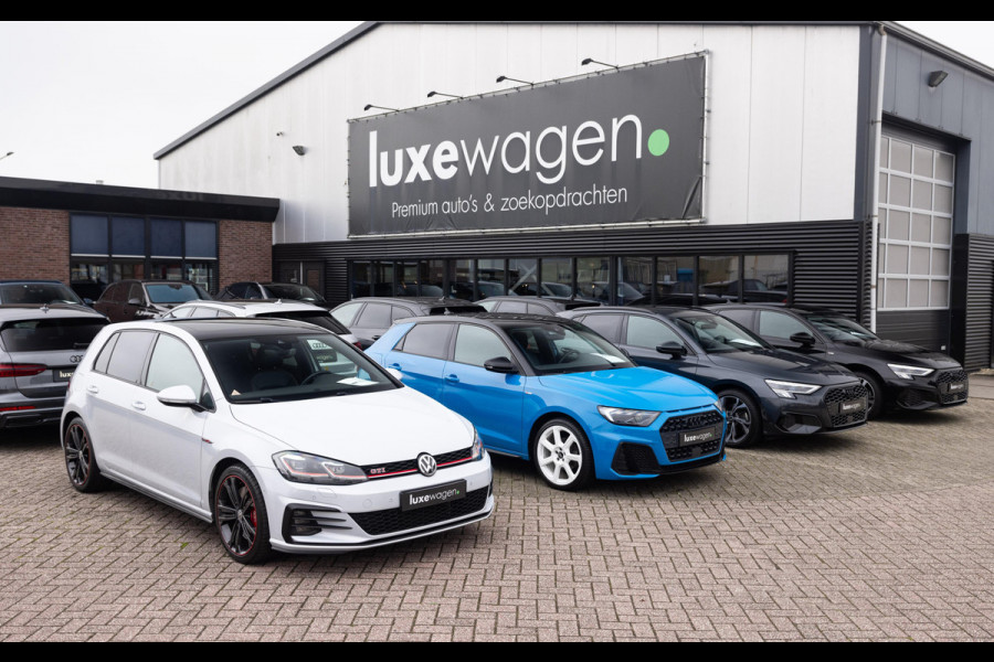 Volkswagen Touareg R 3.0 TSi eHybrid 4M Pano Trekh ACC Luchtvering 22inch