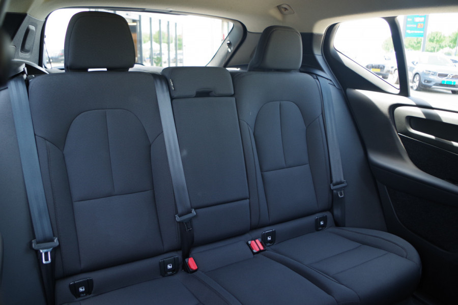 Volvo XC40 1.5 T4 211 PK Recharge Inscription Expression PHEV, Stoelverwarming, Carplay, Camera