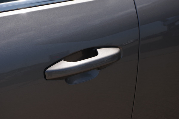 Volvo XC40 1.5 T4 211 PK Recharge Inscription Expression PHEV, Stoelverwarming, Carplay, Camera