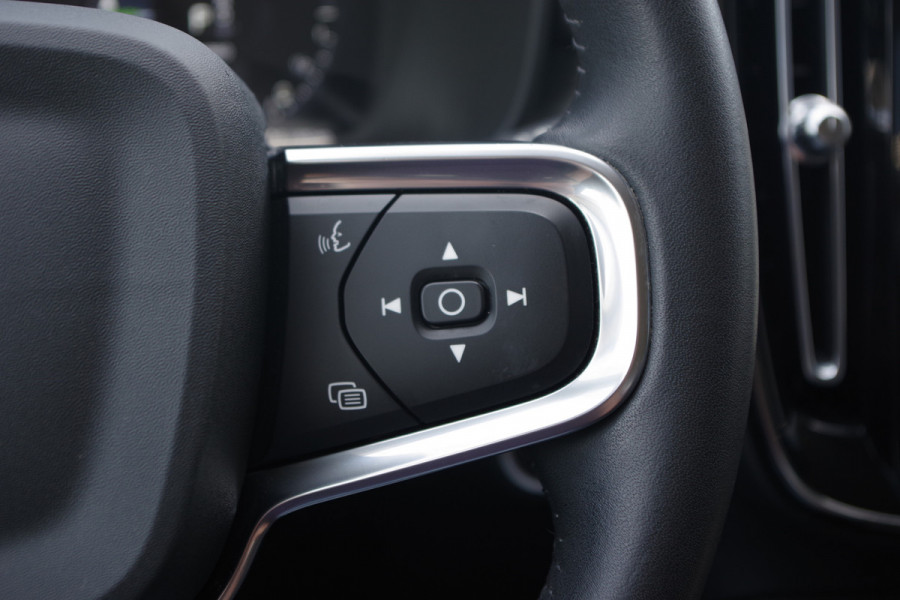 Volvo XC40 1.5 T4 211 PK Recharge Inscription Expression PHEV, Stoelverwarming, Carplay, Camera