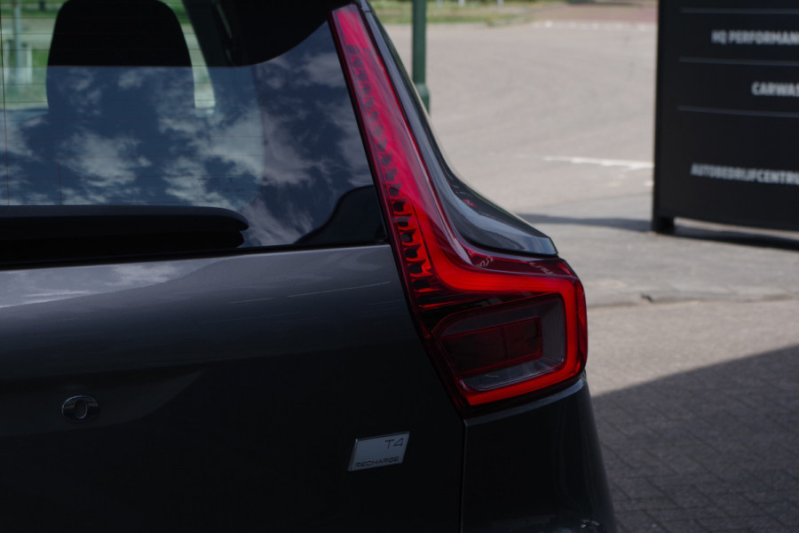 Volvo XC40 1.5 T4 211 PK Recharge Inscription Expression PHEV, Stoelverwarming, Carplay, Camera