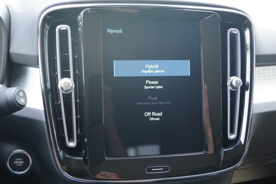 Volvo XC40 1.5 T4 211 PK Recharge Inscription Expression PHEV, Stoelverwarming, Carplay, Camera