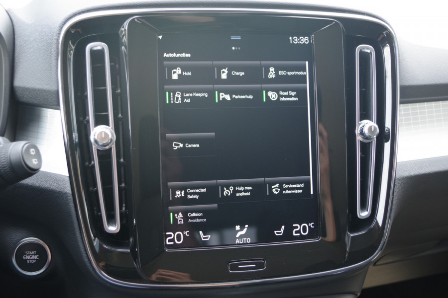 Volvo XC40 1.5 T4 211 PK Recharge Inscription Expression PHEV, Stoelverwarming, Carplay, Camera
