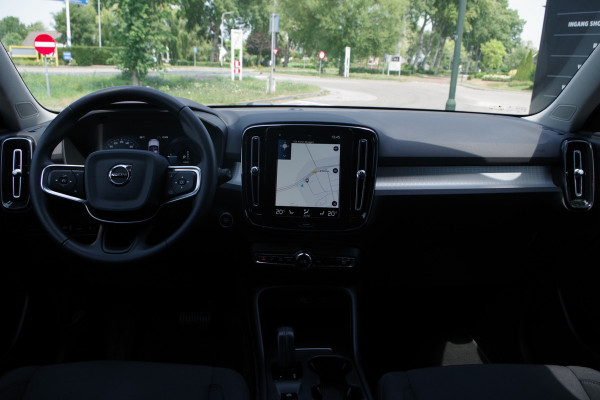 Volvo XC40 1.5 T4 211 PK Recharge Inscription Expression PHEV, Stoelverwarming, Carplay, Camera