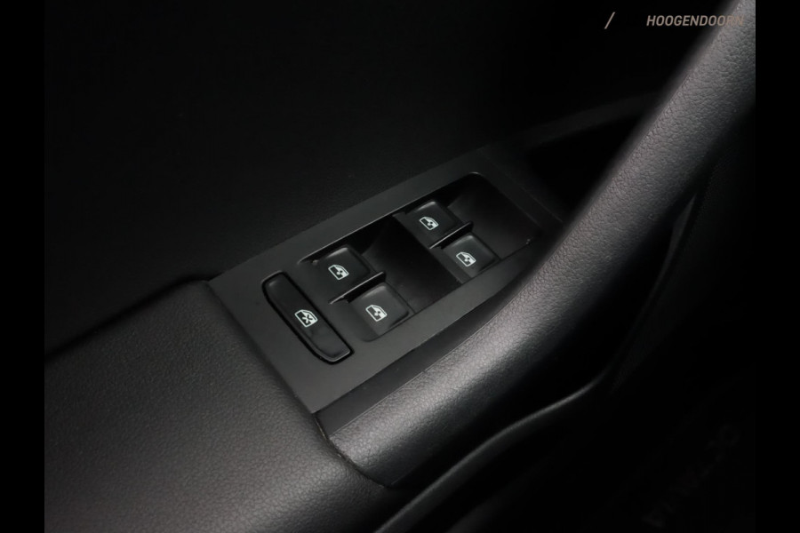 Škoda Octavia Combi 1.0 TSI Greentech Ambition Business (AUTOMAAT,APPLE CARPLAY,LED VERLICHTING,PARKEERSENSOR,CRUISE,LM-VELGEN)