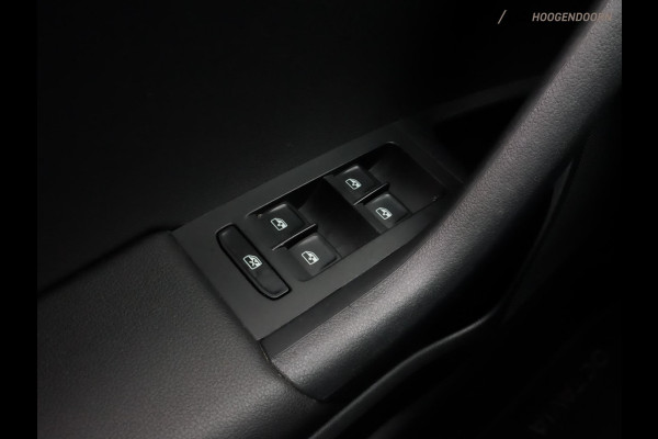 Škoda Octavia Combi 1.0 TSI Greentech Ambition Business (AUTOMAAT,APPLE CARPLAY,LED VERLICHTING,PARKEERSENSOR,CRUISE,LM-VELGEN)
