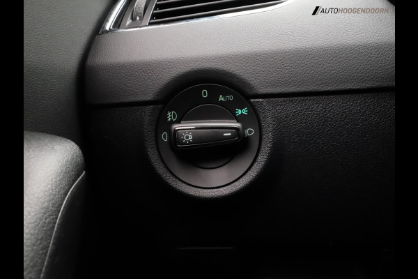 Škoda Octavia Combi 1.0 TSI Greentech Ambition Business (AUTOMAAT,APPLE CARPLAY,LED VERLICHTING,PARKEERSENSOR,CRUISE,LM-VELGEN)