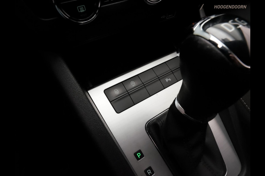 Škoda Octavia Combi 1.0 TSI Greentech Ambition Business (AUTOMAAT,APPLE CARPLAY,LED VERLICHTING,PARKEERSENSOR,CRUISE,LM-VELGEN)