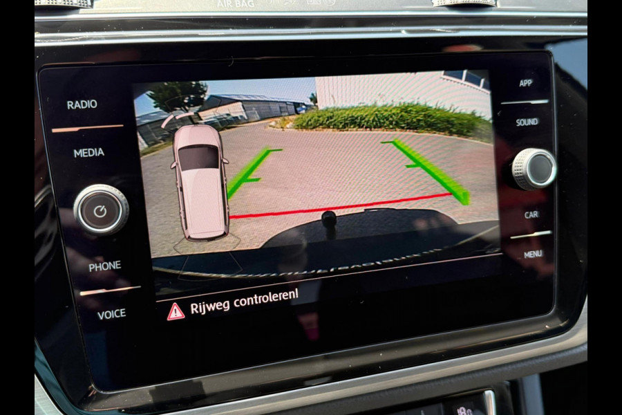 Volkswagen Touran 1.5 TSI Comfortline Business 7p trekhaak / carplay