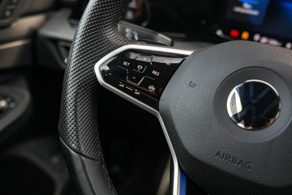 Volkswagen Golf 1.4 eHybrid GTE Keyless ACC Navigatie DAB+ Ambient