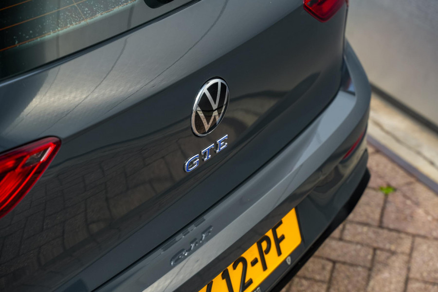 Volkswagen Golf 1.4 eHybrid GTE Keyless ACC Navigatie DAB+ Ambient