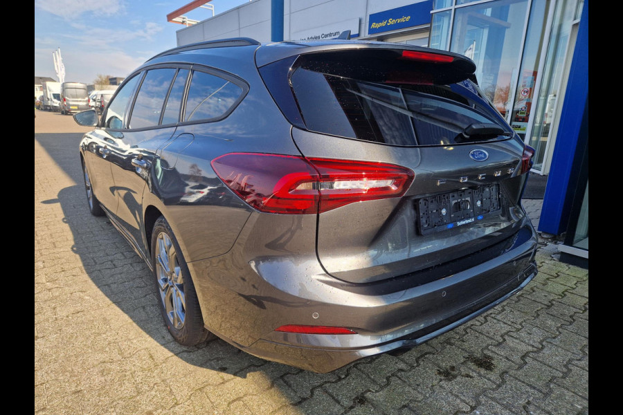 Ford Focus 1.0 EcoBoost Hybrid ST Line Wagon | SCI | Locatie Heerenveen | Automaat | Winterpack | 12.3 inch  Digital Cockpit | Achteruitrijcamera | Draadloos opladen |  Keyless Entry |