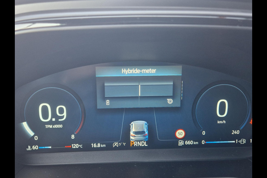 Ford Focus 1.0 EcoBoost Hybrid ST Line Wagon | SCI | Locatie Heerenveen | Automaat | Winterpack | 12.3 inch  Digital Cockpit | Achteruitrijcamera | Draadloos opladen |  Keyless Entry |