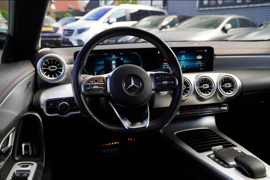 Mercedes-Benz CLA-Klasse 220 4MATIC Premium Plus | Achteruitrijcamera | Virtual Dash
