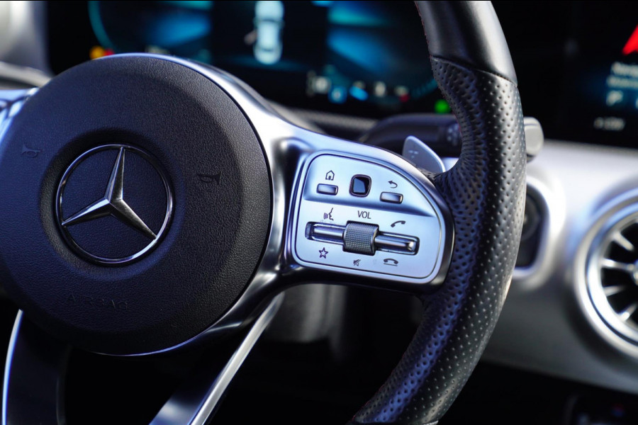 Mercedes-Benz CLA-Klasse 220 4MATIC Premium Plus | Achteruitrijcamera | Virtual Dash