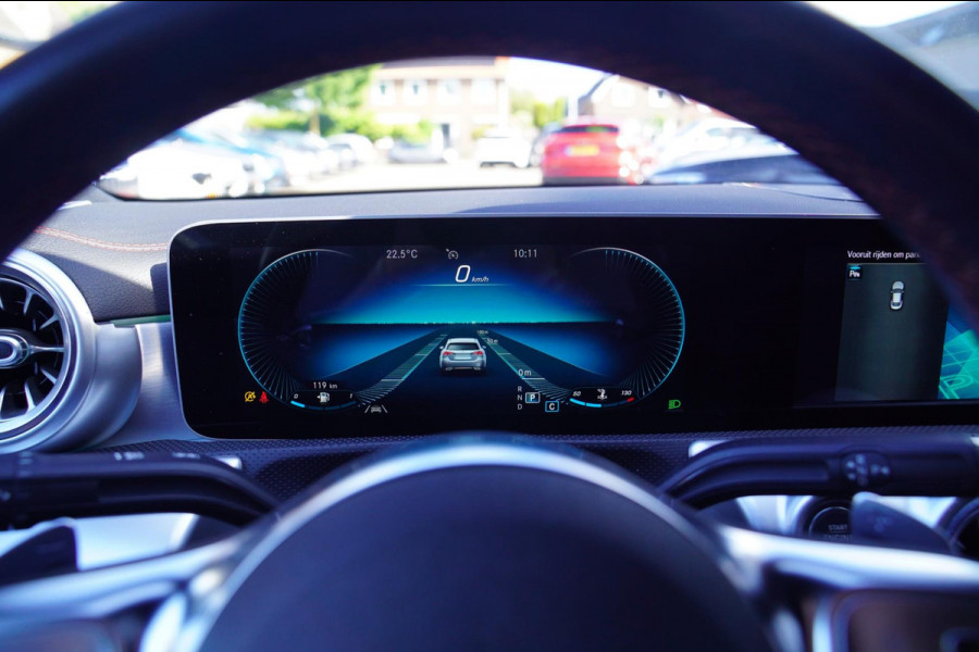 Mercedes-Benz CLA-Klasse 220 4MATIC Premium Plus | Achteruitrijcamera | Virtual Dash