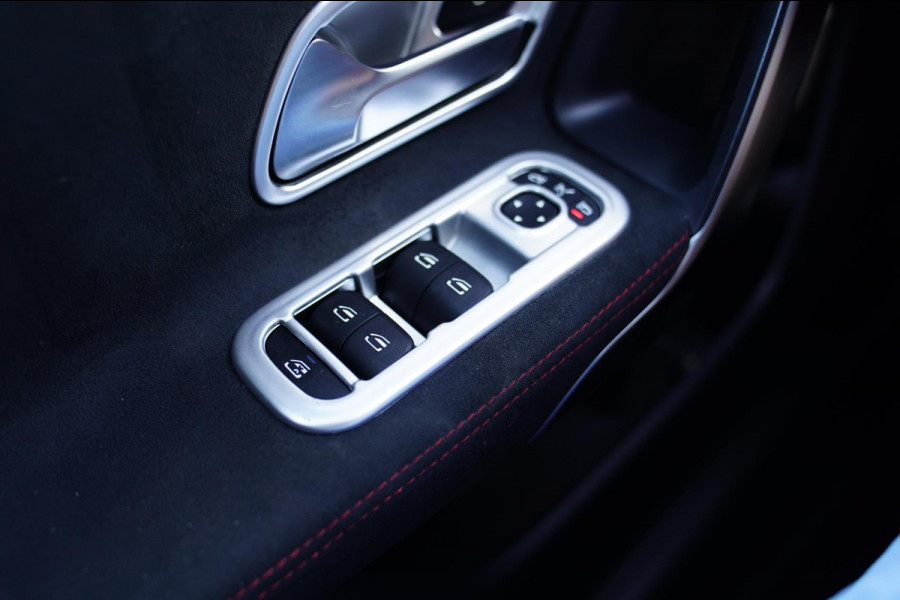 Mercedes-Benz CLA-Klasse 220 4MATIC Premium Plus | Achteruitrijcamera | Virtual Dash