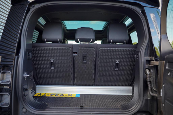 Land Rover Defender 90 3.0 P400 90 X / Pano / 22'' / Clearsight / Adaptive / Cold Climate / Incl BTW