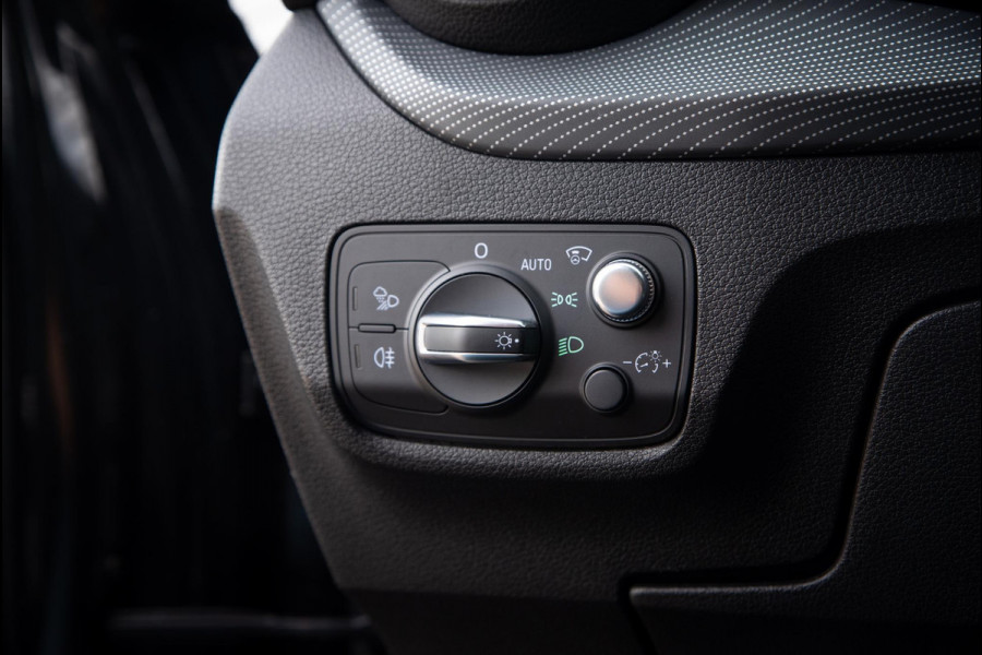 Audi Q2 1.4 TFSI CoD Design Pro Line Plus SQ2 uitgevoerd Virtual Dash Trekhaak Leer Cruise AUTOMAAT!