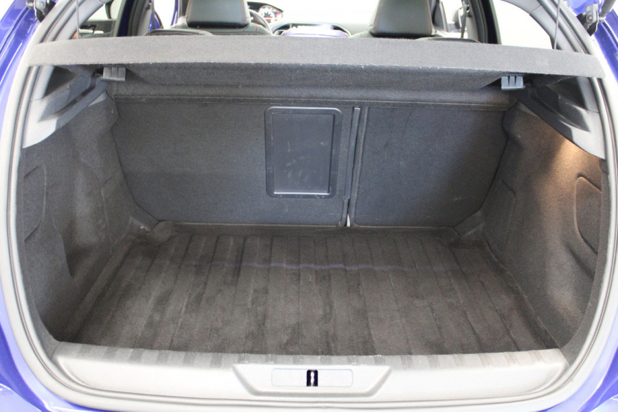 Peugeot 308 1.6 e-THP GT 205 PK Full Option