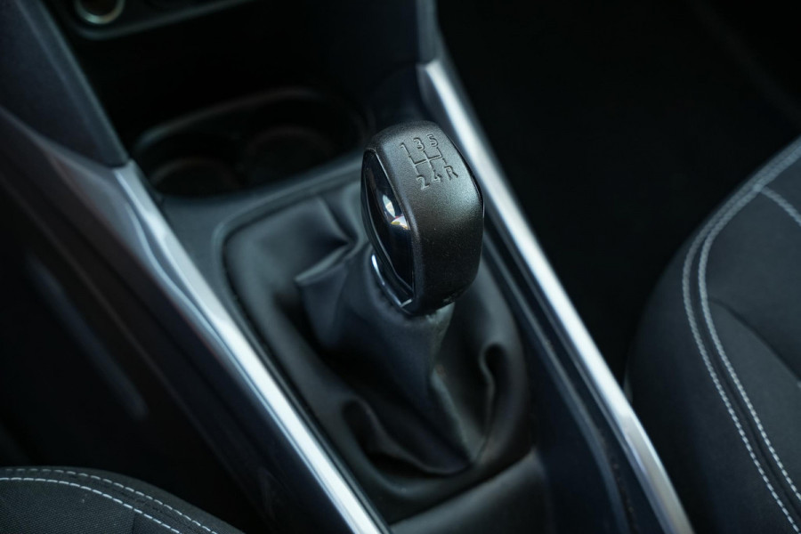 Peugeot 2008 1.2 PureTech Active Navigatie Cruise Airco