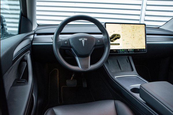 Tesla Model Y Long Range 75 kWh Stuurverw. Panodak