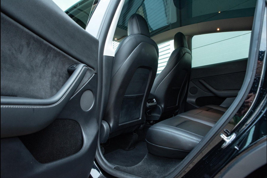 Tesla Model Y Long Range 75 kWh Stuurverw. Panodak