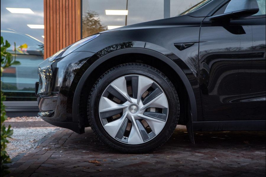 Tesla Model Y Long Range 75 kWh Stuurverw. Panodak
