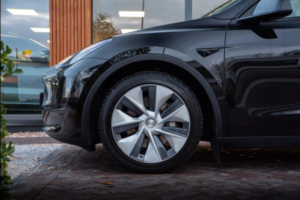Tesla Model Y Long Range 75 kWh Stuurverw. Panodak