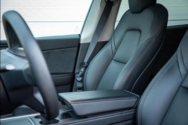 Tesla Model Y Long Range 75 kWh Stuurverw. Panodak