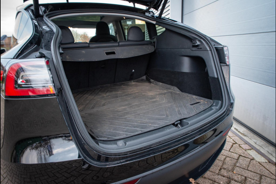 Tesla Model Y Long Range 75 kWh Stuurverw. Panodak