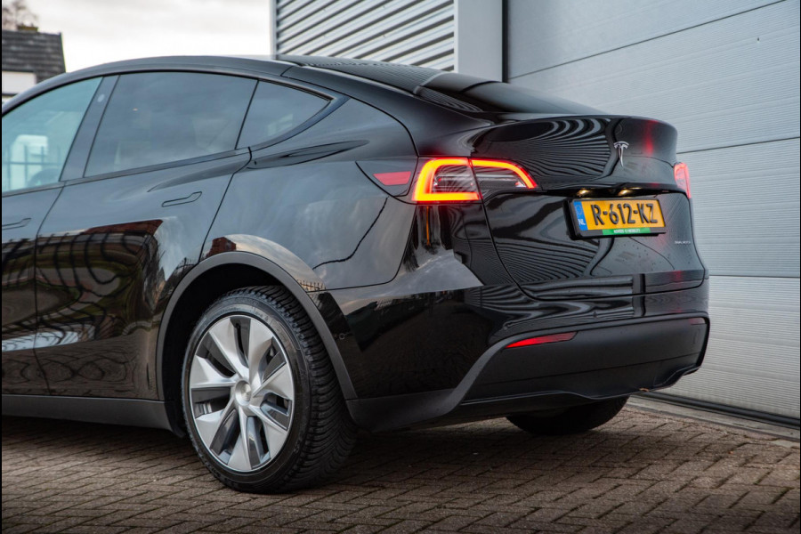 Tesla Model Y Long Range 75 kWh Stuurverw. Panodak