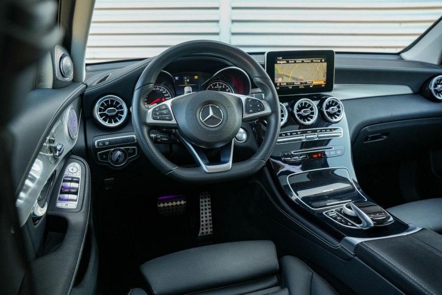 Mercedes-Benz GLC Coupé AMG 43 4MATIC Schuifdak Burmester Ambient Memory 360 Camera Stoelverw.
