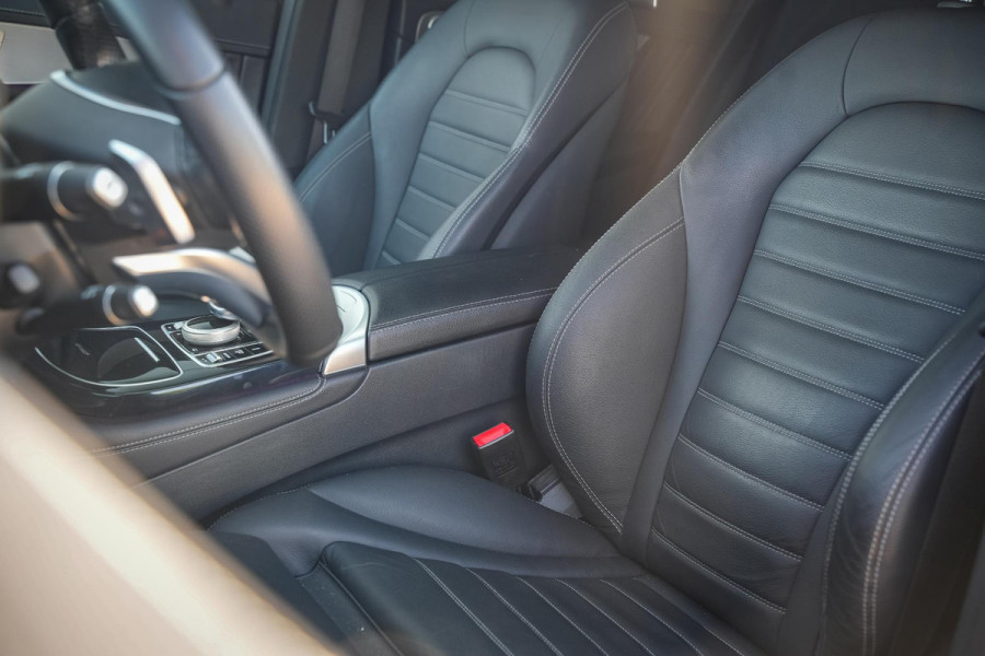 Mercedes-Benz GLC Coupé AMG 43 4MATIC Schuifdak Burmester Ambient Memory 360 Camera Stoelverw.