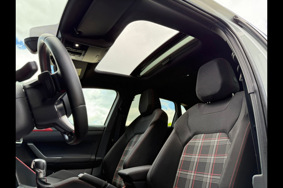 Volkswagen Polo 2.0 TSI GTI - Automaat- Navi - Virt.Cockpit- Panoramadak- Org.NL