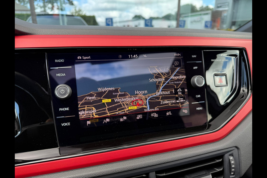 Volkswagen Polo 2.0 TSI GTI - Automaat- Navi - Virt.Cockpit- Panoramadak- Org.NL