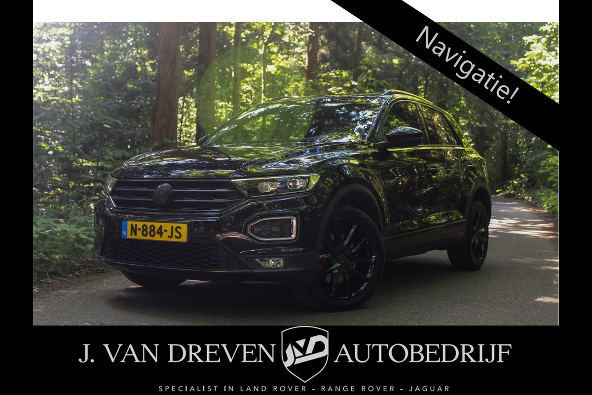 Volkswagen T-Roc 1.5 TSI Sport - Trekhaak, Panoramadak, Cruise, Airco, Stoelverwarming, Navigatie, Etc! Volkswagen T-Roc 1.5 TSI Sport - Trekhaak, Panoramadak, Cruise, Airco, Stoelverwarming, Navigatie, Etc!