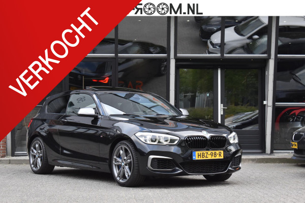 BMW 1-serie M140i xDrive High Executive Pano Camera H/K Leder Elekstoel