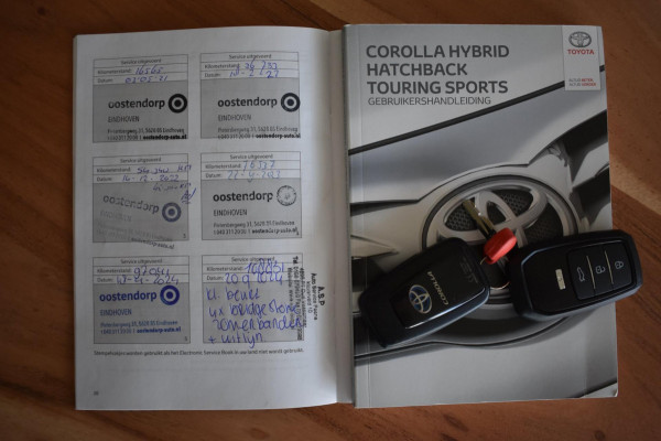 Toyota Corolla Touring Sports 1.8 Hybrid Sport Plus | CAMERA | AFN. TREKHAAK | APPLE CARPLAY | ANDROID AUTO | NAP