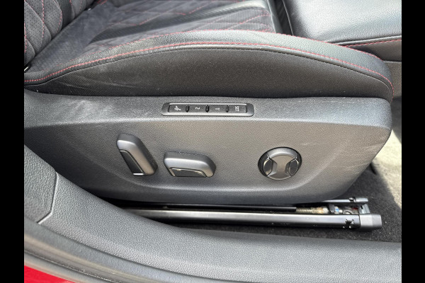 Škoda Octavia Combi 1.4 TSI RS iV PHEV Business | MATRIX LED | MEMORY STOELEN | BLIND SPOT | | STANDKACHEL