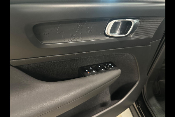 Volvo XC40 1.5 T2 Momentum Core | CARPLAY | ESC | PARK ASSISTANT