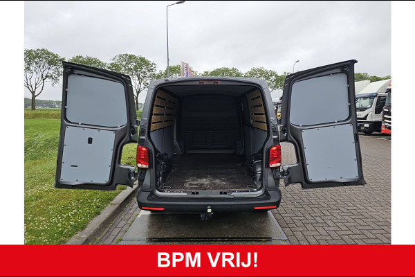 Volkswagen Transporter 2.0 TDI T6.1 L2H1 Euro6 Airco 3-Zits Camera 1e Eigenaar NAP Trekhaak!