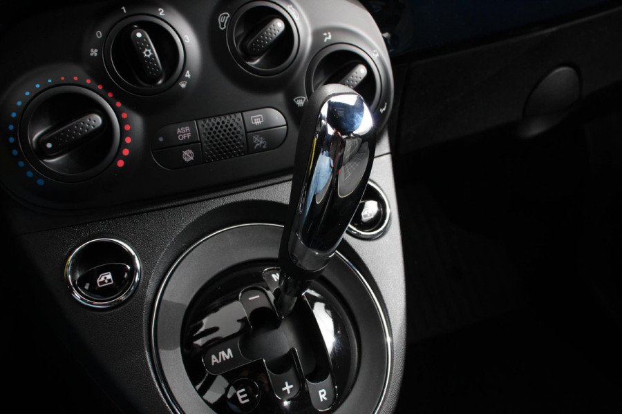 Fiat 500 1.2 Automaat Lounge Navigatie  Apple Carplay/Android Auto  Airco  Lichtmetalen velgen  Dab  Cruise Control