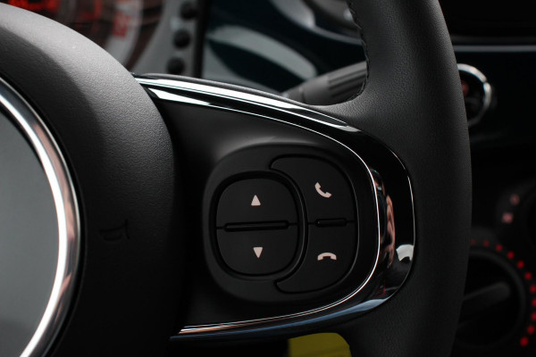 Fiat 500 1.2 Automaat Lounge Navigatie  Apple Carplay/Android Auto  Airco  Lichtmetalen velgen  Dab  Cruise Control