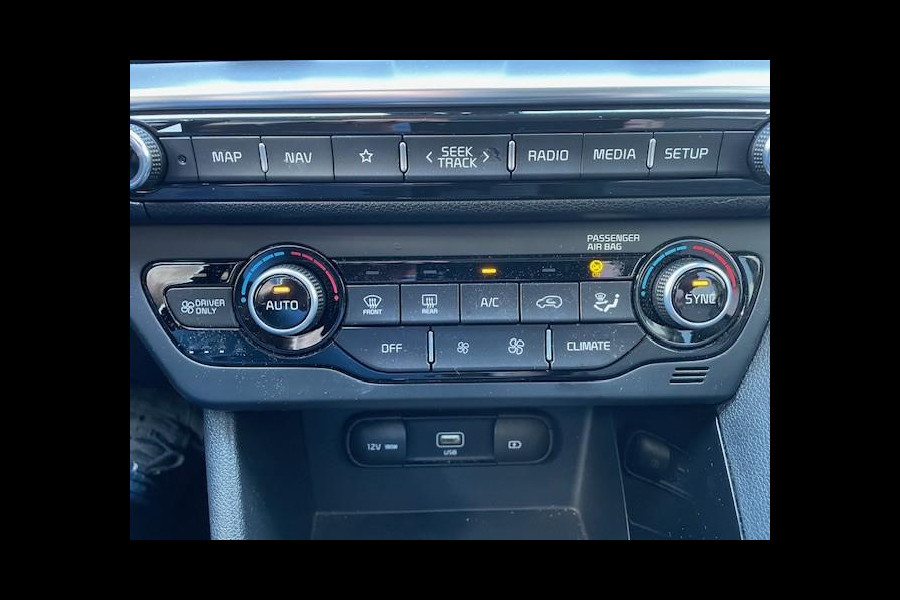 Kia Niro 1.6 GDi Hybrid DynamicPlusLine | Stoel- en stuurverwarming |Navigatie | Trekhaak