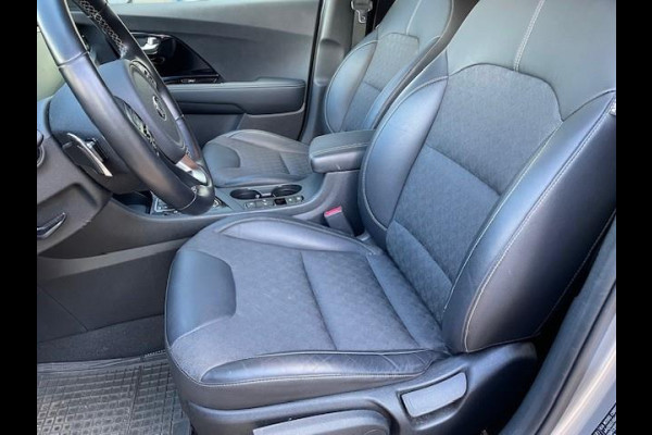 Kia Niro 1.6 GDi Hybrid DynamicPlusLine | Stoel- en stuurverwarming |Navigatie | Trekhaak