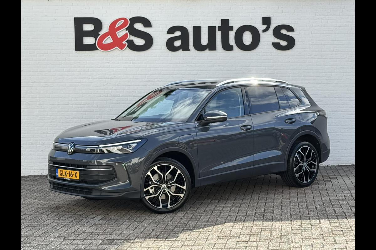 Volkswagen Tiguan 1.5 eHybrid Led Camera ACC Carplay Sfeerverlichting Navigatie Wegklapbare trekhaak Volkswagen Tiguan 1.5 eHybrid Led Camera ACC Carplay Sfeerverlichting Navigatie Wegklapbare trekhaak