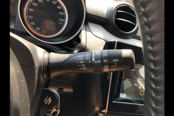 Suzuki Swift 1.0 Boosterjet 112pk Select | Stoelverwarming, Lichtmetalen velgen, Parkeercamera, Airco, Apple CarPlay/Android Auto