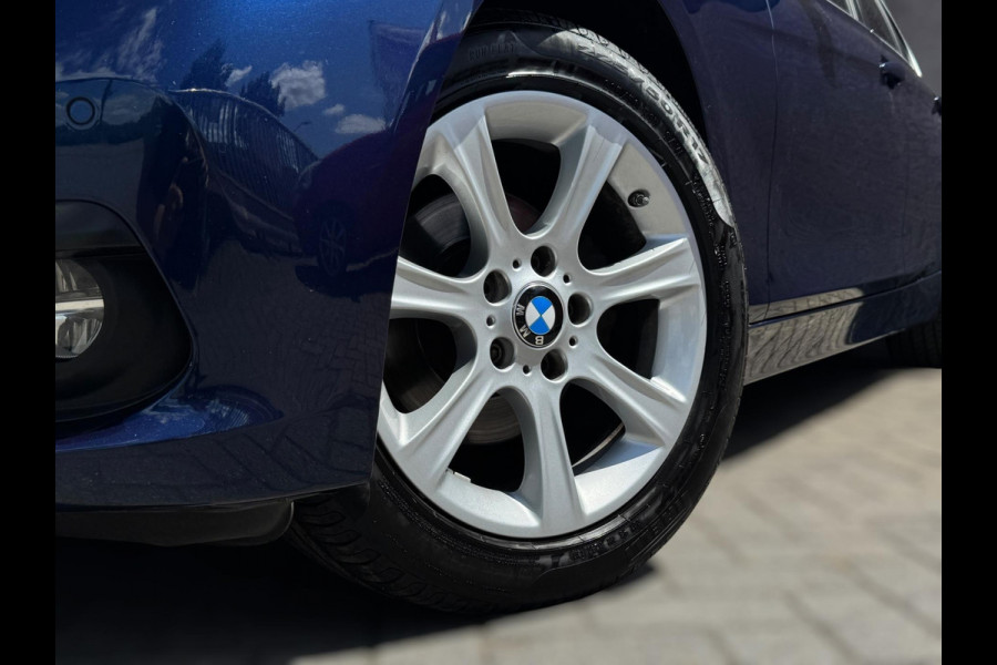 BMW 3-serie 320i High Executive 184 PK / PDC / NAVIGATIE / CRUISE / NL AUTO / LEDER / AUTOMAAT